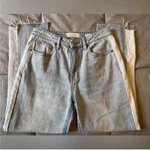 Hollister two-tone light wash mom jeans, size 26